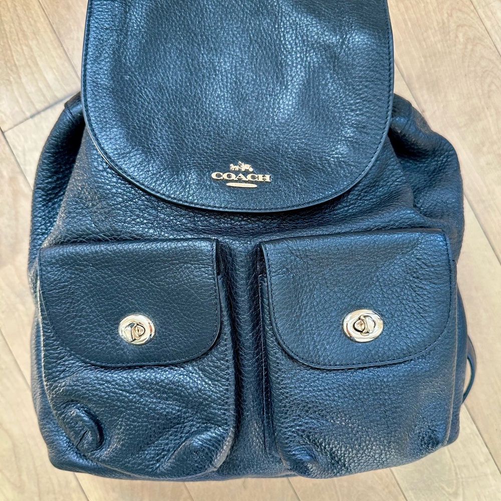COACH F37410 BILLIE BACKPACK BLACK PEBBLED LEATHER GOLD TRIM - Picture 2 of 13